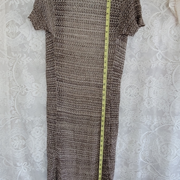 Sweater - Picture 4 of 4